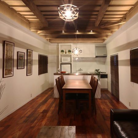 Chikyuutabikazoku Usj Apartamento Osaca Exterior foto