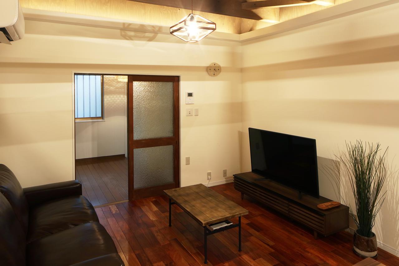 Chikyuutabikazoku Usj Apartamento Osaca Exterior foto